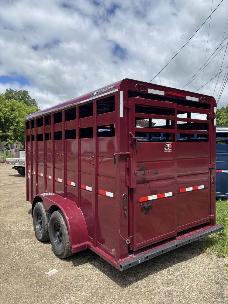 2027 S & S Bumper Pull 16' Livestock (Maroon) Trailer 7' Tall Stock #: 2975 12K (Copy) - Image 4
